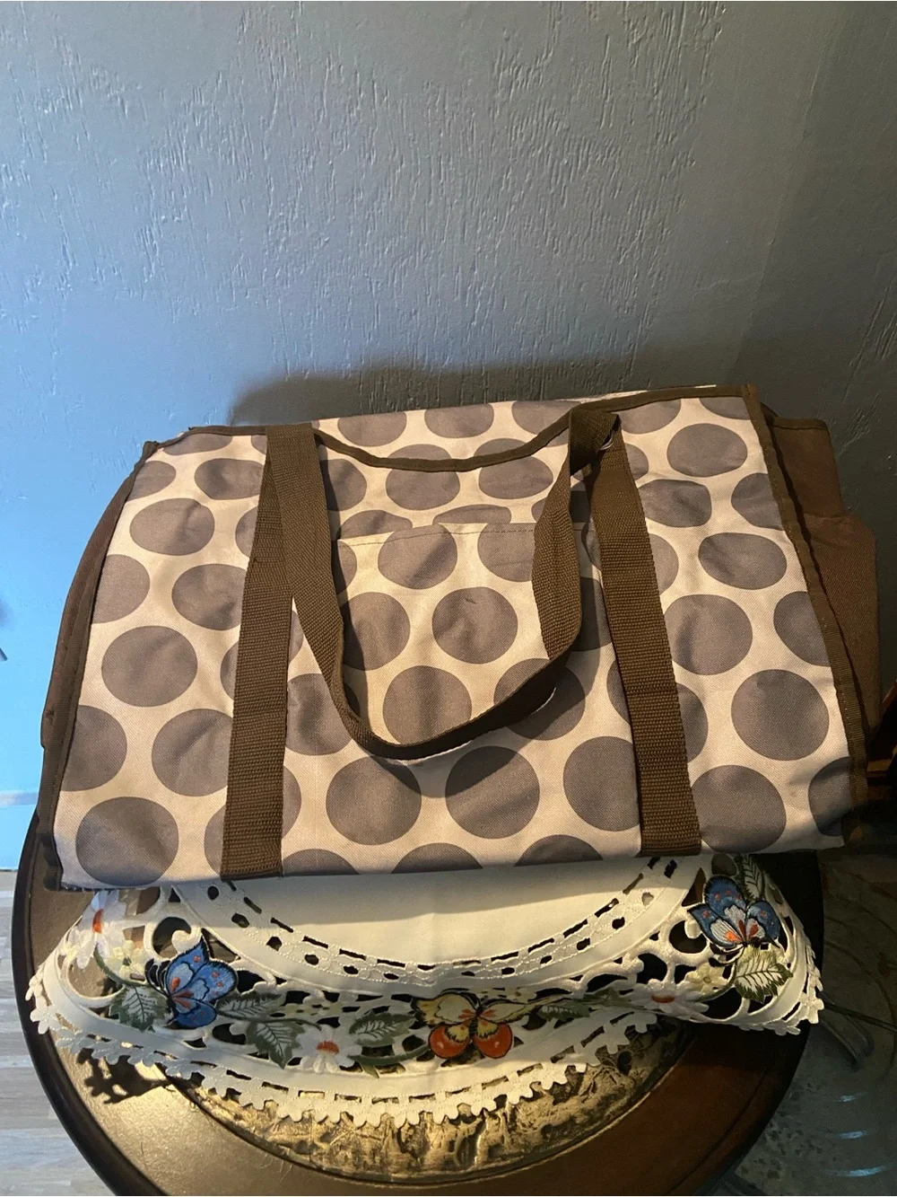 New thirty-one Cream and Taupe Polka Dot Tote with Brown Straps large tote 17x14